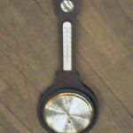 211 7464 Barometer